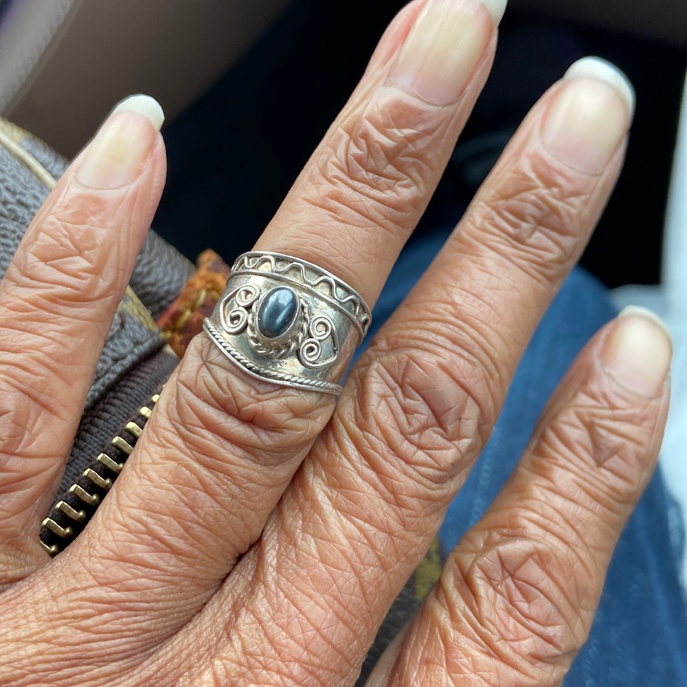 Silver & Black Pearl Ring Gem